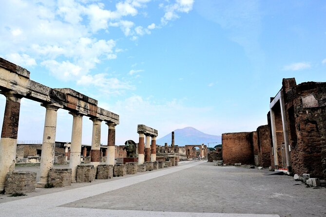 Amalfi Coast Sorrento and Pompeii Group Tour from Naples - Pompeii rewards a focused two-hour visit