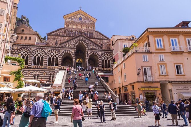 Amalfi, Positano and Ravello: Boat Tour from Naples - The optional Ravello minibus visit