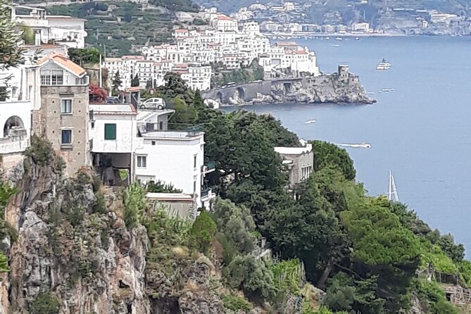 Amalfi : Private Transfer from Naples visit Pompeii - Meeting Fabio or Antonio in Naples