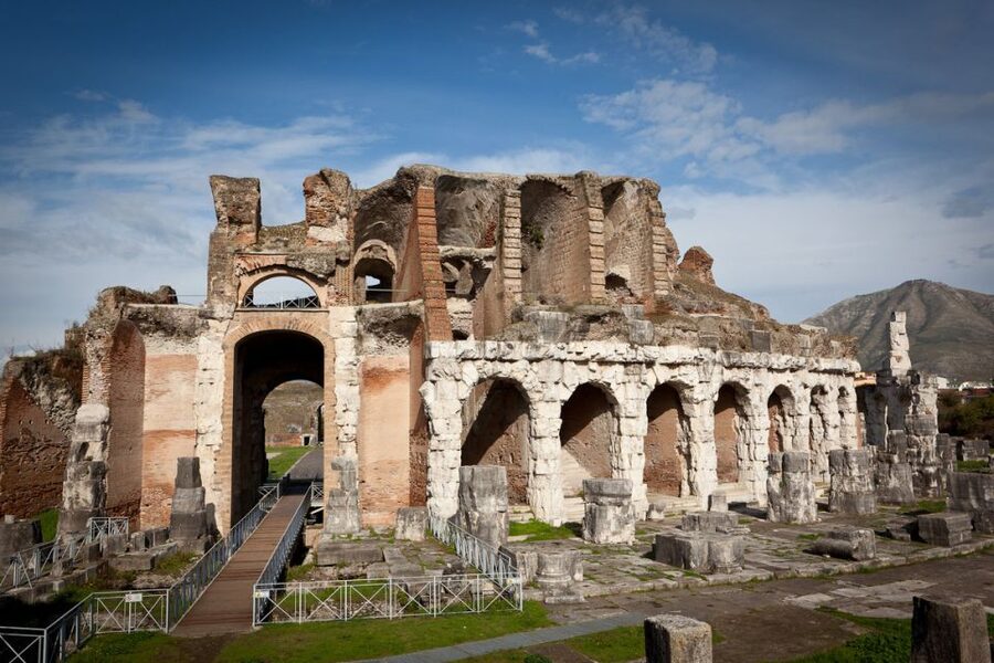 Amphitheater of Ancient Capua: 2-Hour Private Guided Tour - Inside the Roman amphitheater of Spartacus
