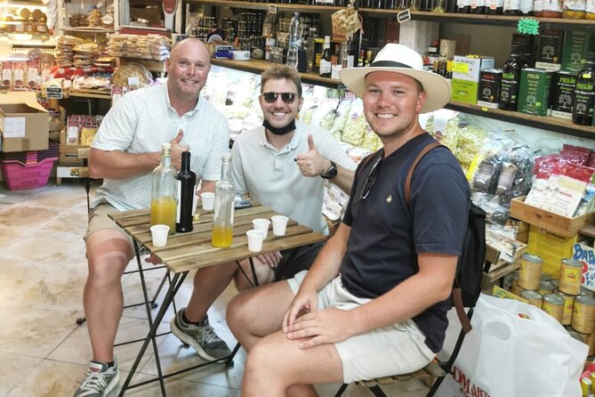 Ancient Naples Street Food Tour - The menu: enough for lunch, but not a restaurant meal