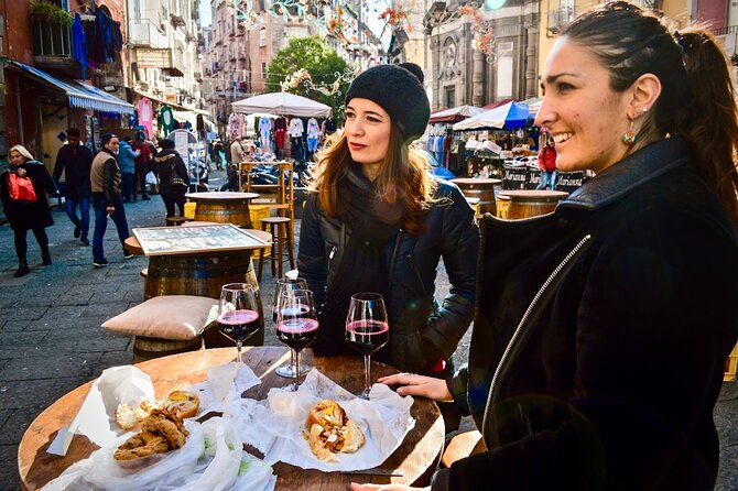 Authentic Naples Food Tour with 8+ Tastings of Pizza, Wine & More - Two stops along Spaccanapoli