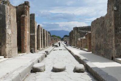 Best Pompeii Private Tour from Naples Port or Hotel Pick Up