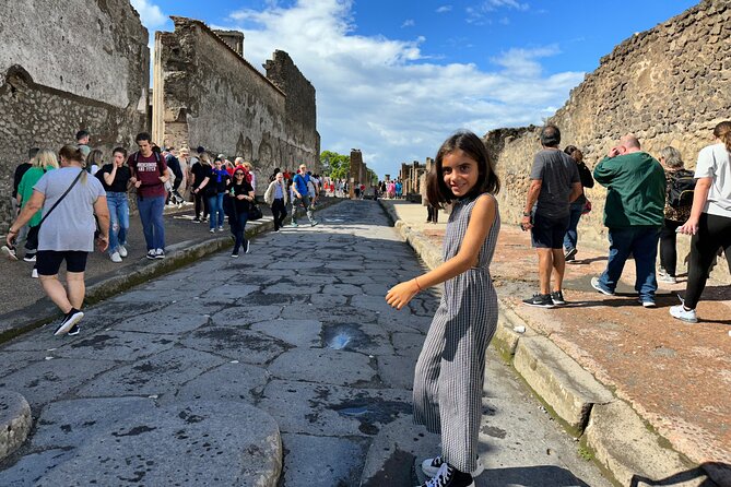 Best Pompeii Private Tour from Naples Port or Hotel Pick Up - Casa del Menandro adds art and private life