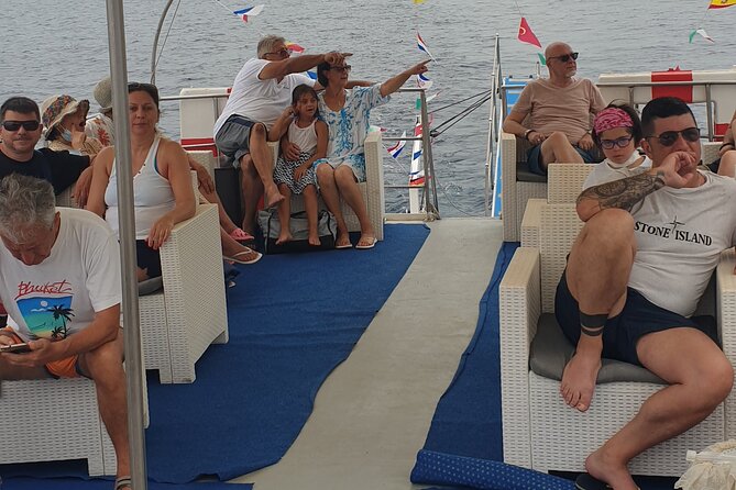 Boat excursion with lunch on board to discover Ischia - The wild coast at Sgarrupata