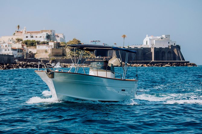 Boat tour of the island of Ischia with goiter 7.50 meters - Lacco Ameno and the mushroom-shaped Fungo rock