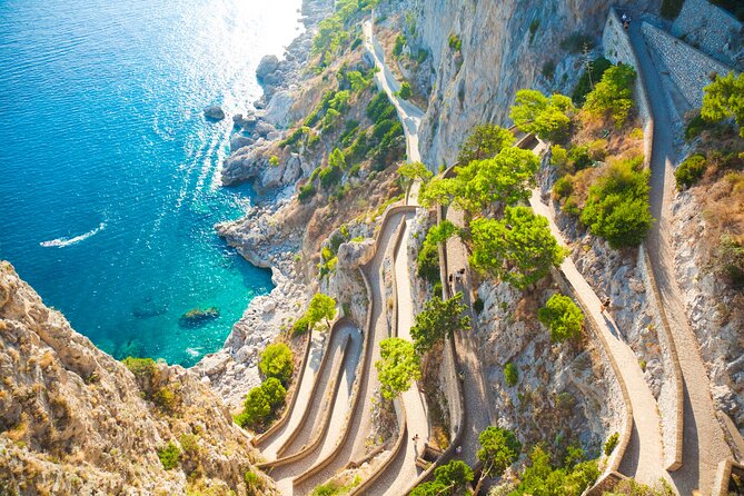 Capri by Land and Sea: Small-Group Tour from Naples - What the guides add to the day