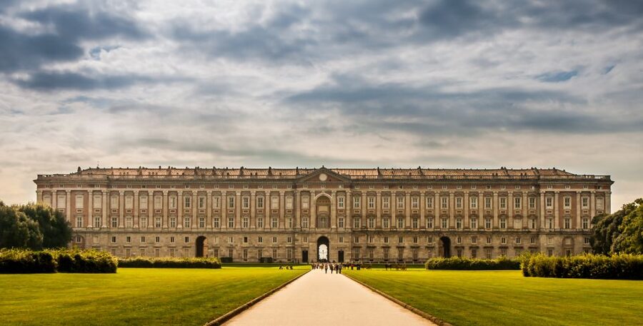 Caserta: Royal Palace of Caserta Guided Tour - Timing, tickets, and the first Sunday problem