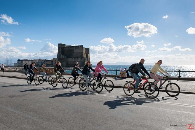 Central Naples Bike Tour - Why a bicycle works so well in Naples