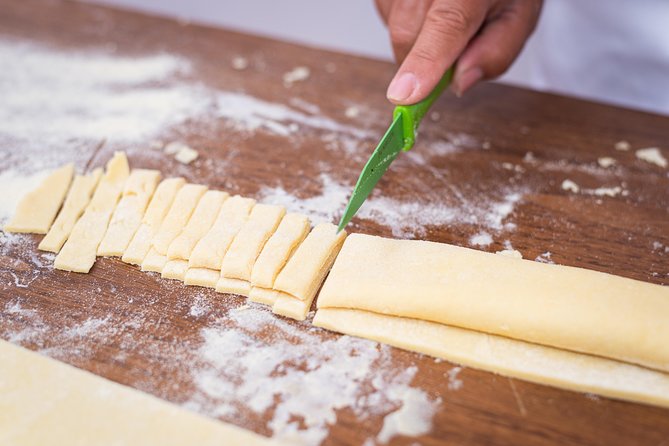 Cesarine: Pasta and Tiramisu class in Ischia - Tiramisu is the easy win