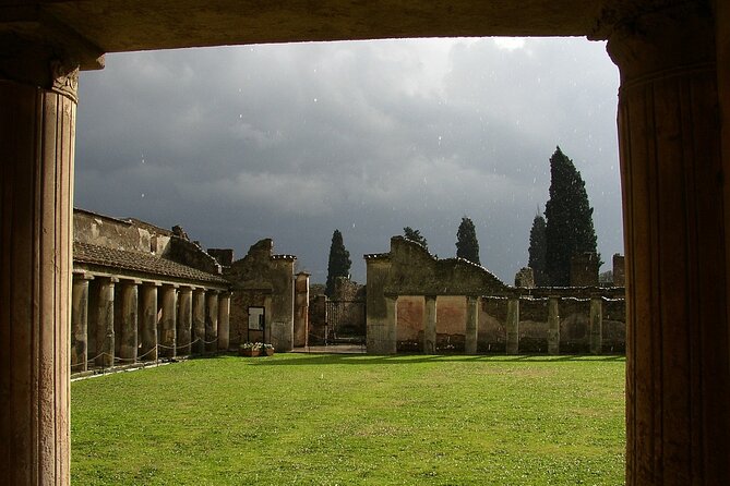 Day Trip to Capri, Sorrento and Pompeii from Rome - What the $869.73 price really buys