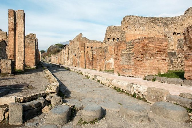 Daytrip from Naples port to Pompei, Sorrento & Positano - Sorrento in one useful hour