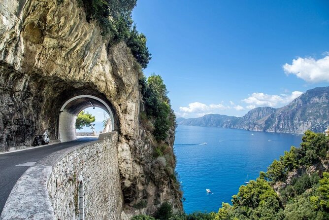 Deluxe Private Tour of the Amalfi Coast - Why a private drive makes sense on the Amalfi Coast