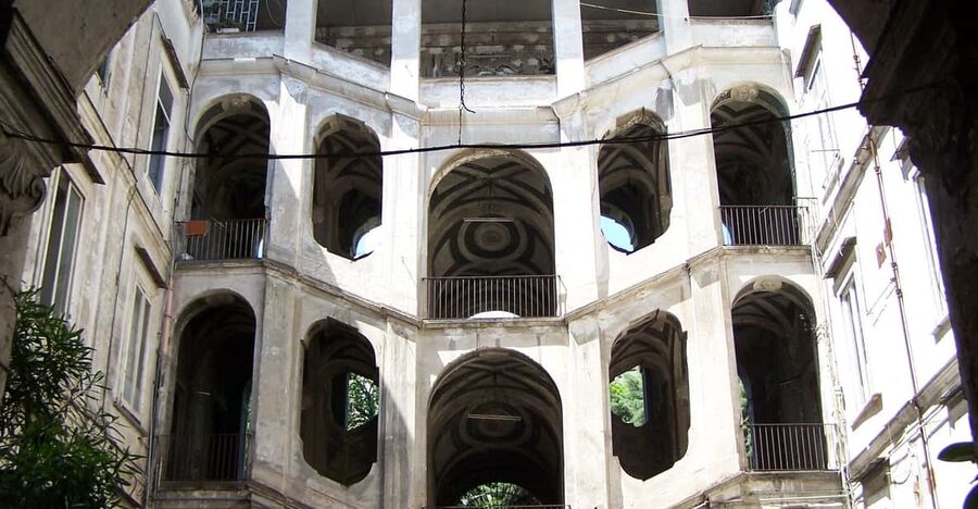 Discover the Rione Sanità with Insolitaguida - Palazzo dello Spagnolo and Palazzo Sanfelice