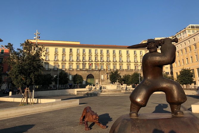 Elena Ferrante Tour (My Brilliant Friend) - Walking, food, books, and the real city