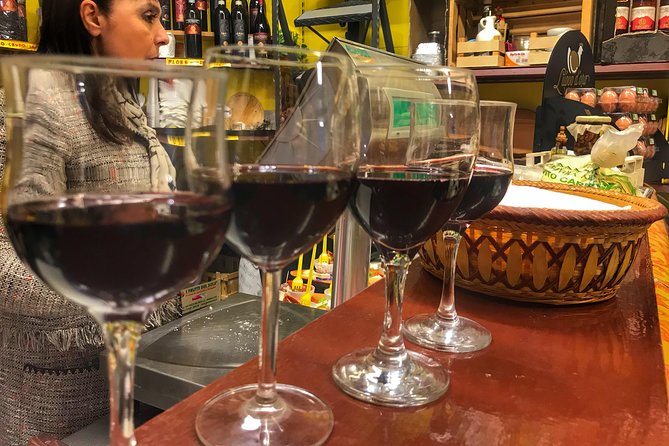 Evening Flavors of Naples: Private Food Tour and Wine Tasting - Via Tribunali and the old Greek walls