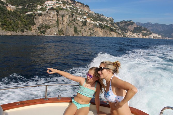 Exclusive boat tour in Amalfi Coast - Private transportation can simplify a cruise day