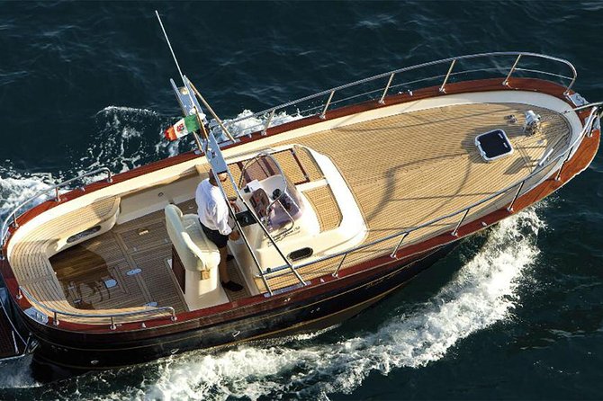 Exclusive boat tour in Amalfi Coast - Who will get the most from this outing