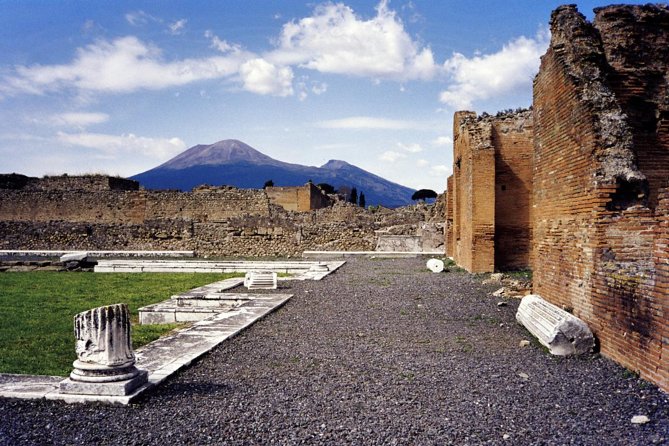 Explore Pompeii & Amalfi in One Day from Naples with Free Time - The real value of the $144.18 price