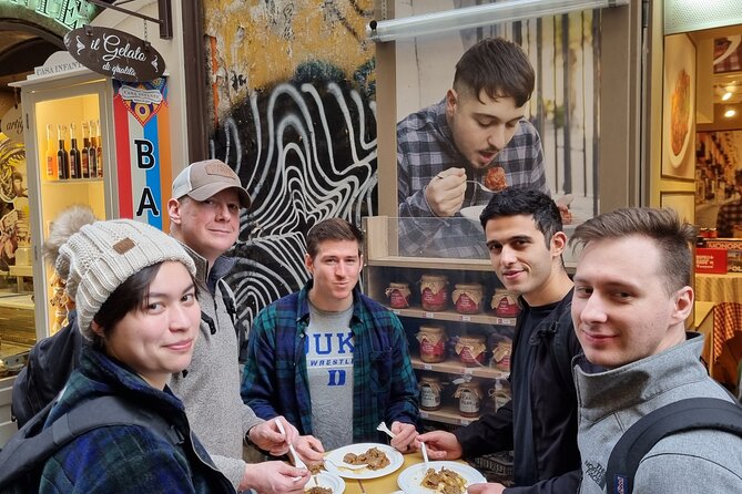 Food Tour of Naples with Davide - Spaccanapoli: pizza, tarallo, and the shape of Naples