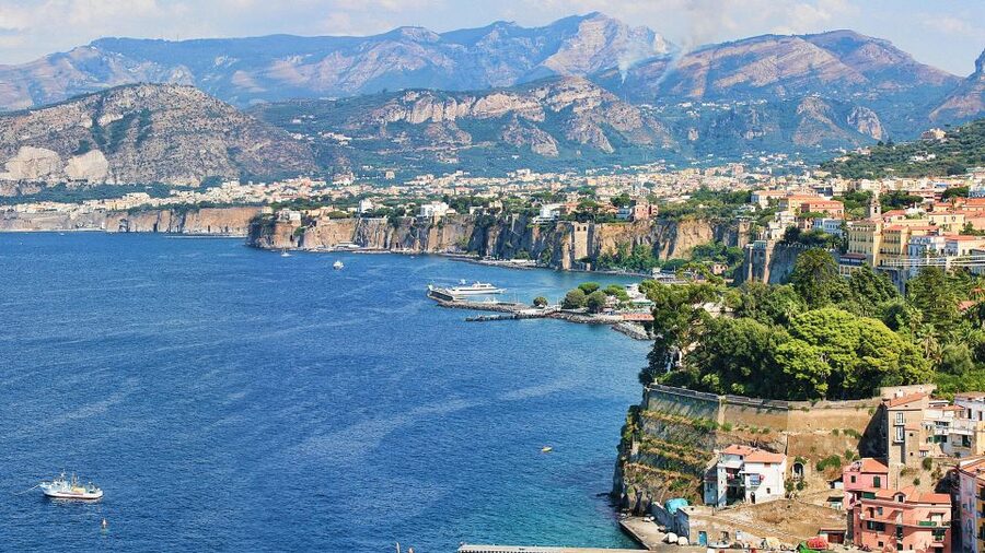 From Naples: Amalfi Coast Day Trip with Driver - What the eight-hour schedule really means