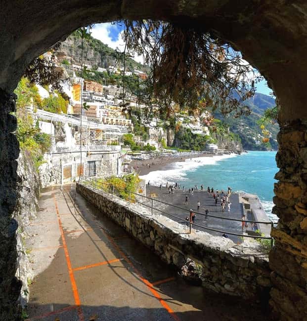 From Naples: Amalfi Coast, Sorrento, and Pompeii Tour - Key points to know before booking
