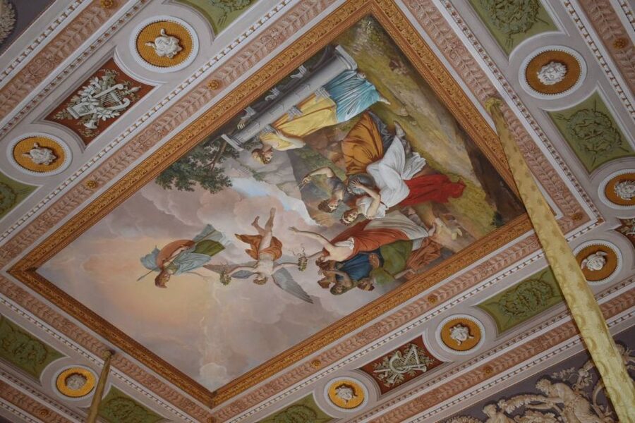 From Naples: Caserta Palace Ticket and Train with Audioguide - Entering the royal apartments without a long ticket queue