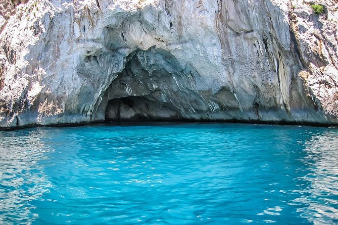 From Naples: Full-Day Capri Island and Blue Grotto Tour - Why Capri works well as a day trip from Naples