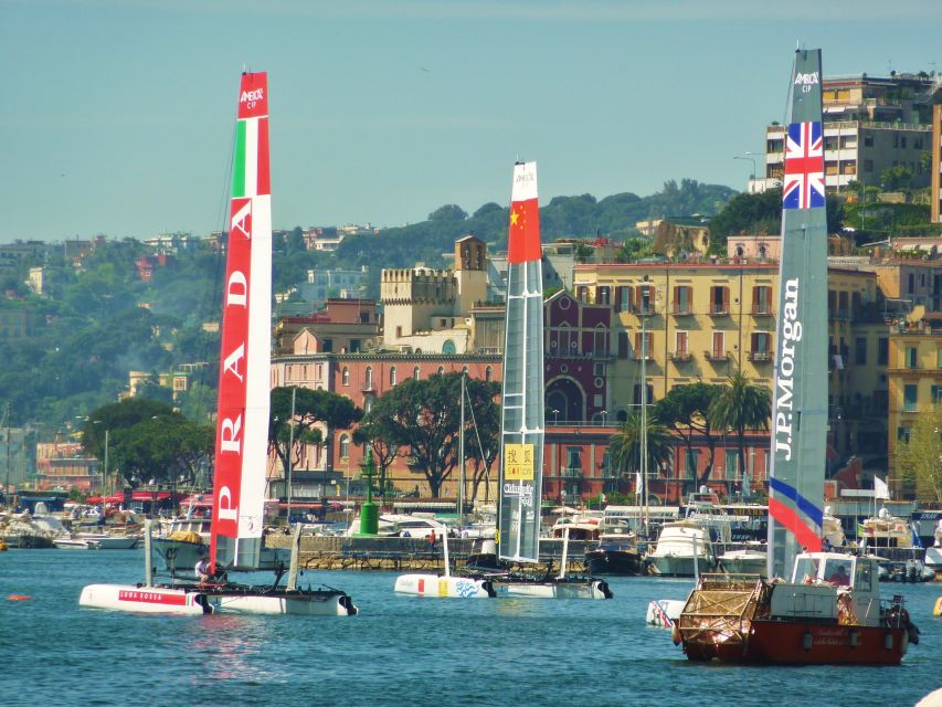 From Naples: Half-Day City Walking & Bus Tour Gulf of Naples - What this four-hour Naples tour is really designed to do