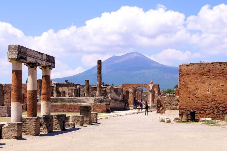From Naples: Herculaneum, Mount Vesuvius & Pompeii Day Trip - Pompeii needs more than two hours
