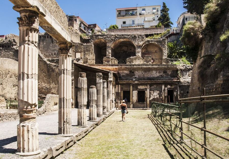 From Naples: Herculaneum Skip-the-Line Guided Tour - Heat, rain, and the practical side of the walk