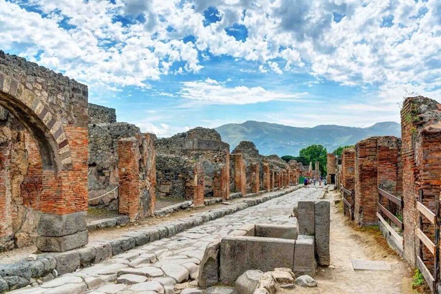 From Naples: Pompeii & Amalfi Coast Full-Day Trip - Key points at a glance