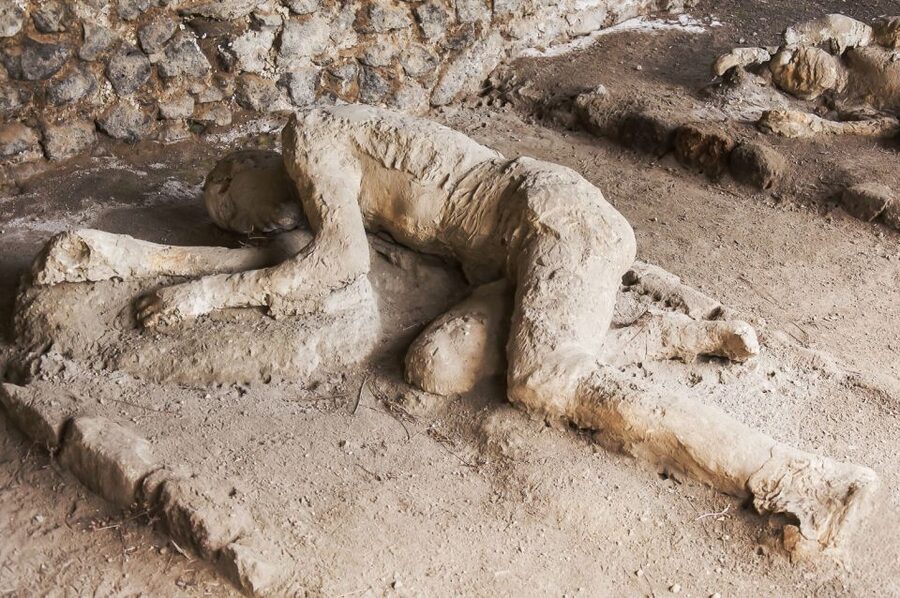 From Naples: Pompeii & Amalfi Coast Full-Day Trip with Lunch - Positano from above, with just 10 minutes for photos