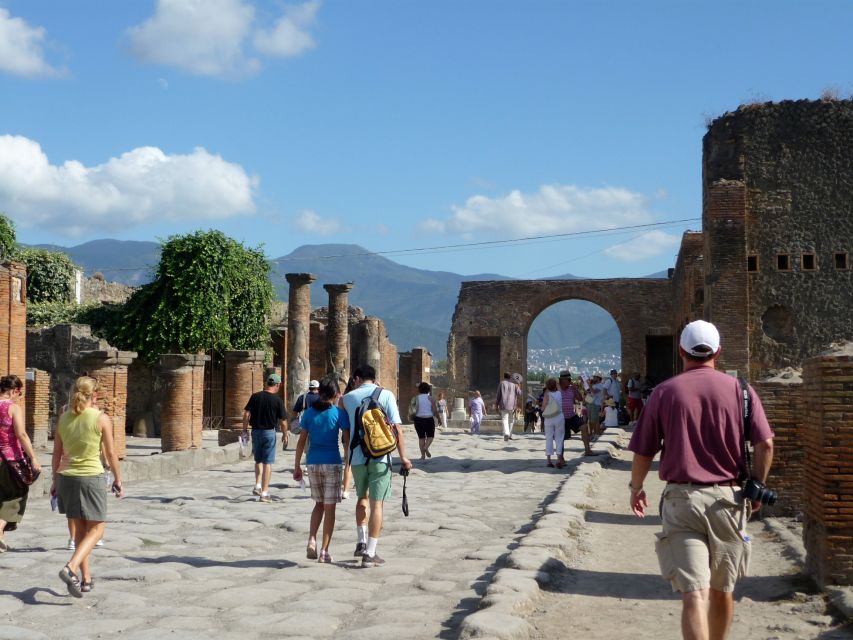 From Naples: Pompeii and Amalfi Coast Full-Day Private Tour - What the private format is worth
