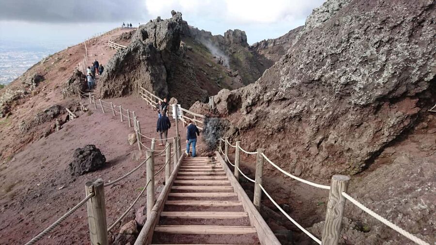 From Naples: Pompeii and Vesuvius Day Tour - Why this Naples day trip works so well