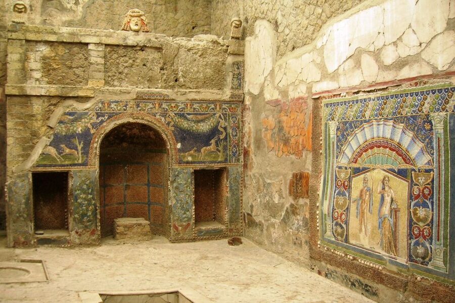 From Naples: Pompeii and Wine Tasting Tour with Lunch - Starting in Naples with a spread-out pickup