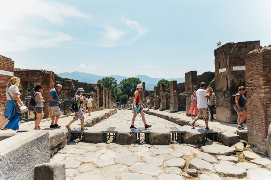 From Naples: Pompeii Ruins & Mount Vesuvius Day Tour - Should you book this Pompeii and Vesuvius tour?