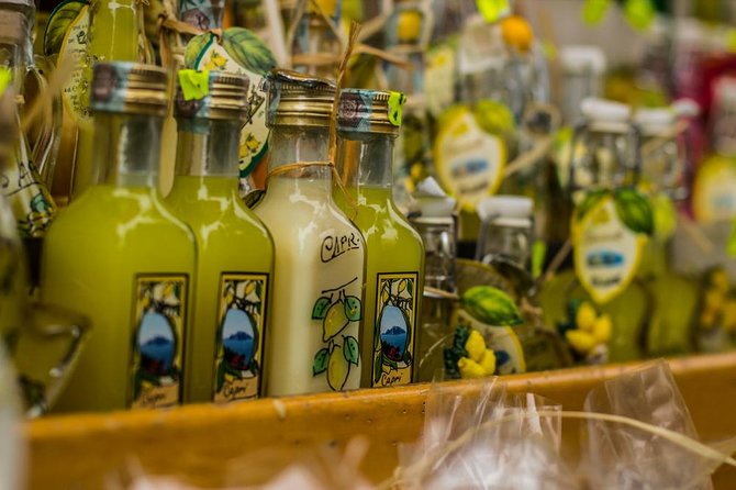 From Naples Port: Sorrento & Pompeii With Limoncello Tasting - Meeting-point problems deserve serious attention