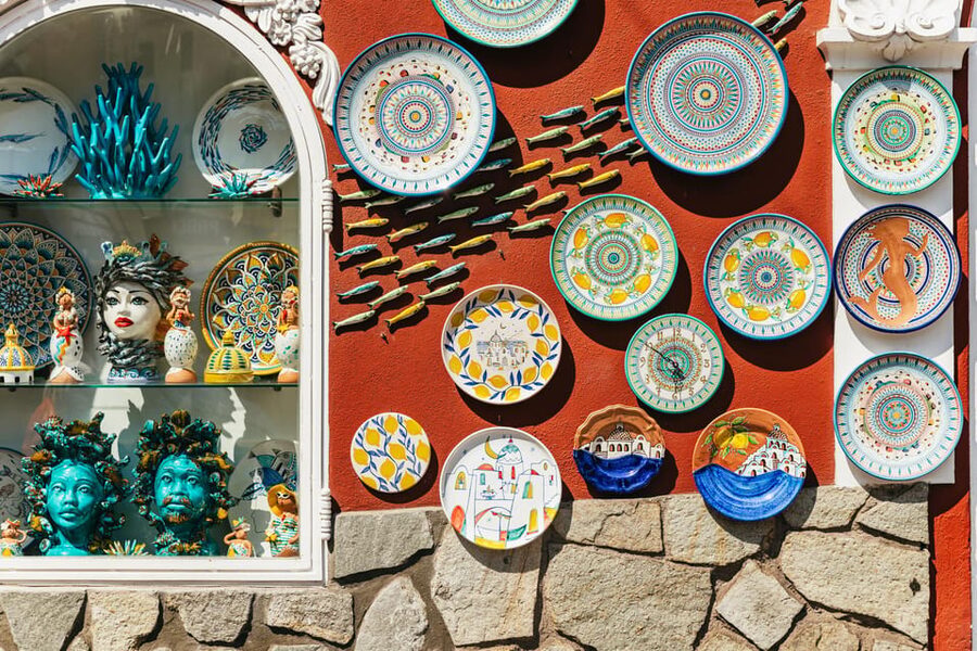 From Naples: Positano and Amalfi Boat Tour with Drinks - Drinks, snacks, and the mood onboard