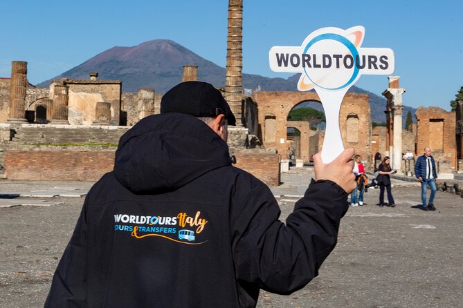 From Naples: Private Tour Pompei and Sorrento with lunch - A limoncello stop with samples