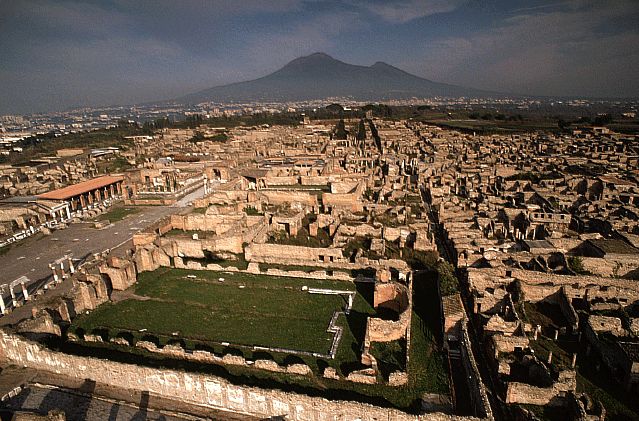 from Naples - Private Tour Pompeii, Vesuvius, and Sorrento - Key points at a glance