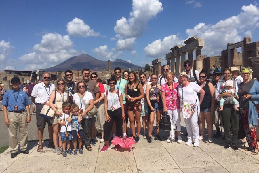From Naples: Ruins of Pompeii - What makes the guide valuable