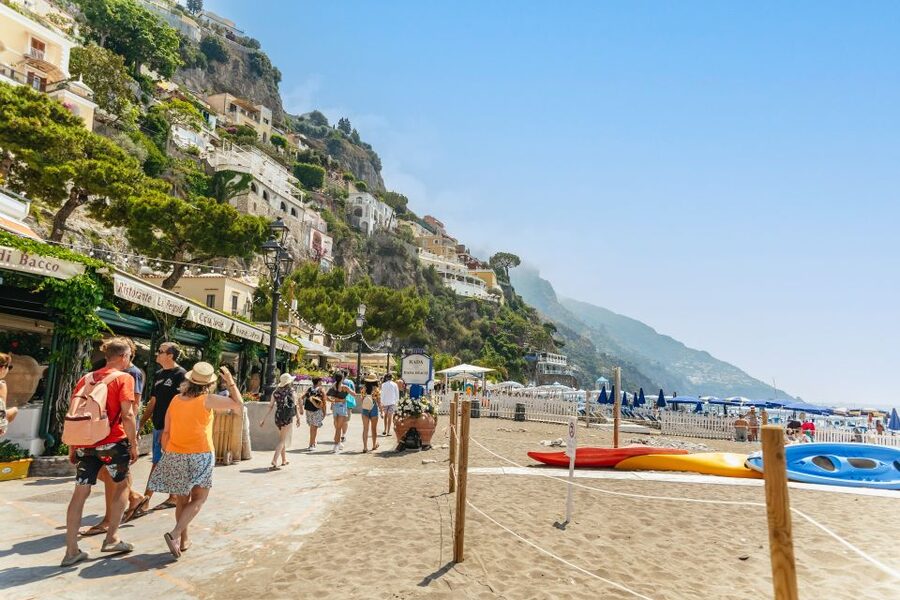 From Naples: Sorrento, Positano and Amalfi Full-Day Tour - Traffic, rockfalls, and the limits of the timetable