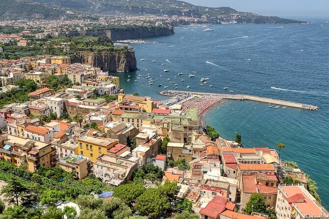 From Naples: Tour of the Amalfi Coast, Sorrento, and Pompeii - Positano in one fast hour