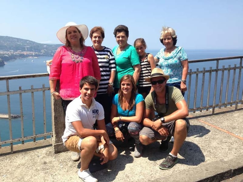 From Naples-Tour with small groups to the Amalfi Coast - Positano: the postcard stop with the least time