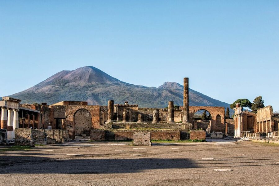 From Naples: Transport to Sorrento with Stop in Pompeii - Why Stop at Pompeii on the Way to Sorrento?