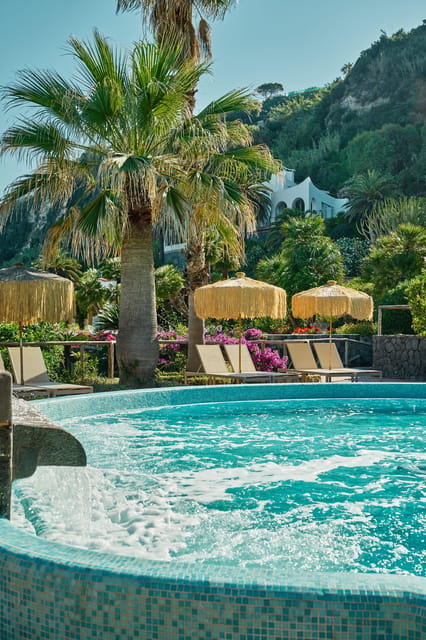 Giardini Poseidon Terme: Dal porto di Napoli - The 30-minute drive through Ischia