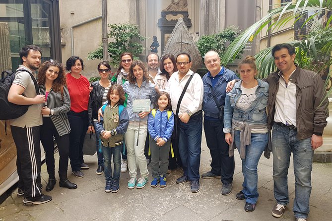Guide tour in Naples downtown with an art expert - Santa Chiara and the art of a quiet beginning