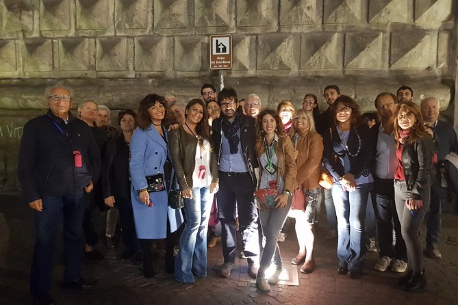 Guide tour in Naples downtown with an art expert - San Gregorio Armeno and Naples’ nativity tradition