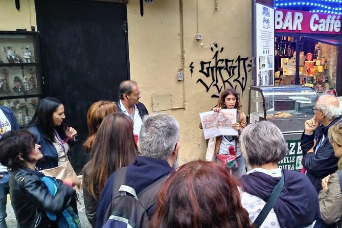 Guide tour in Naples downtown with an art expert - Naples Cathedral and 40 minutes of focused history